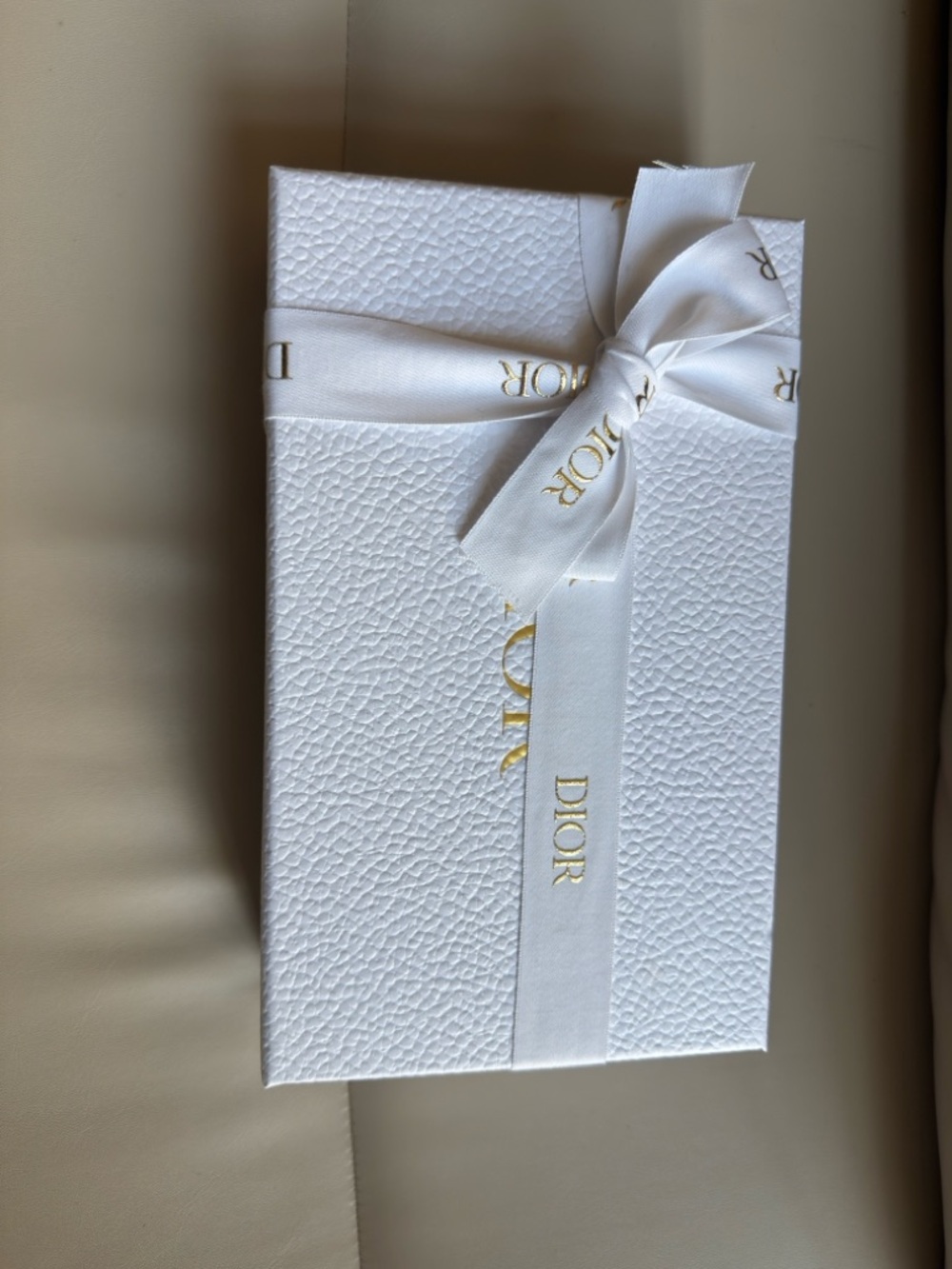 Dior Pale Pink Leather Cardholder with Gold Clover Accent - Picture 3 of 4